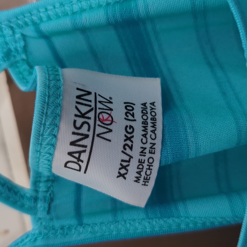 Top - Picture 2 of 3